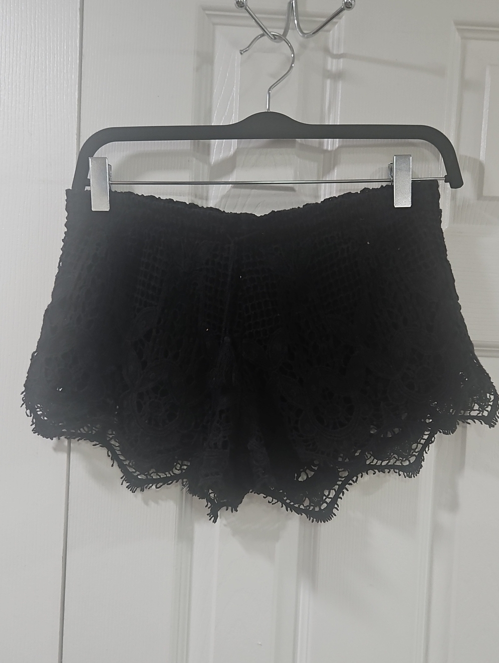 Express Black Crochet Lace Shorts with Scalloped Trim